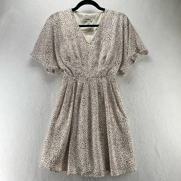 Express Dresses & Skirts - EXPRESS Dress Size 2XS Polka Dot Fit & Flare Mini Shirred Dolman Sleeve Pink